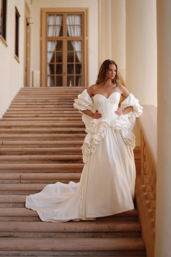 Zakaa Couture Antoinette #0 default frontface vertical thumbnail