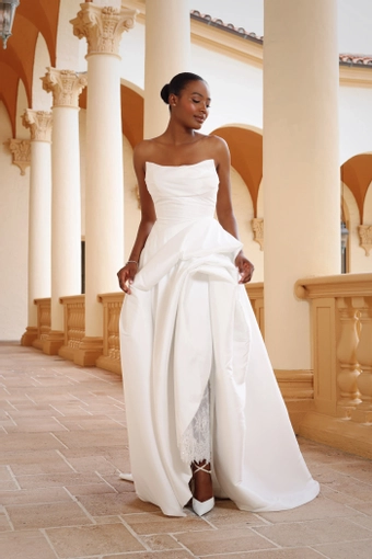 Zakaa Couture Celestine #0 default frontface vertical thumbnail