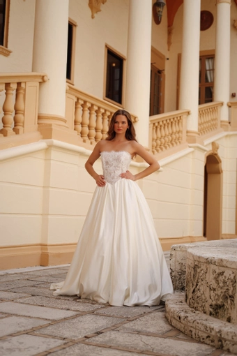 Zakaa Couture Clarisse #0 default frontface vertical thumbnail