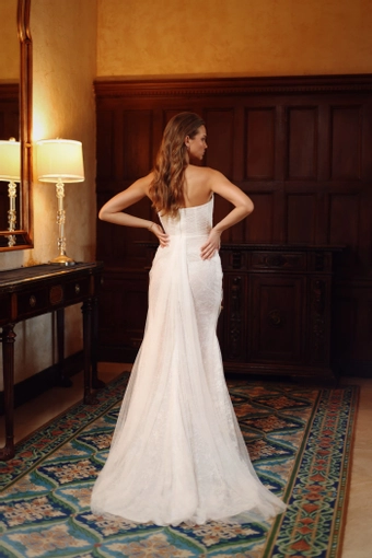 Zakaa Couture Liora #7 default backface vertical thumbnail