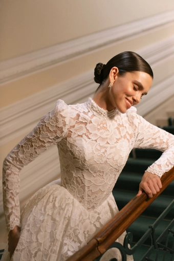 Blammo Biamo Amelia #2 frontface vertical cropped thumbnail