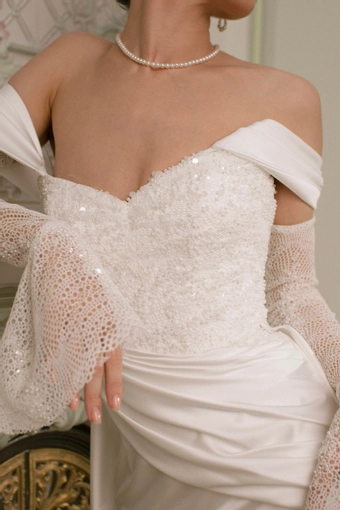 Blammo Biamo Lyche #6 frontface vertical cropped thumbnail