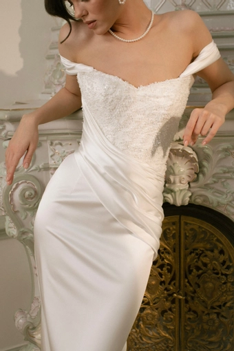 Blammo Biamo Lyche #4 frontface vertical cropped thumbnail