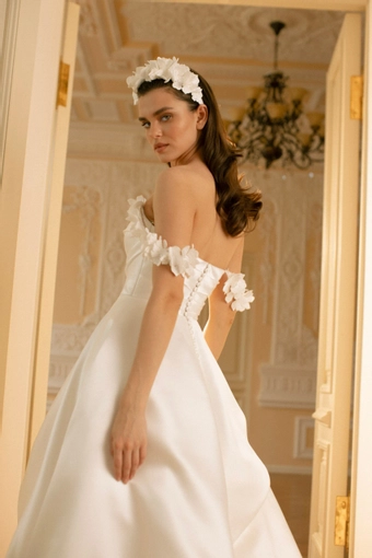 Blammo Biamo Shivon #10 backface vertical cropped thumbnail