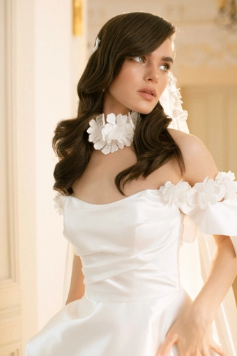 Blammo Biamo Shivon #8 frontface vertical cropped thumbnail