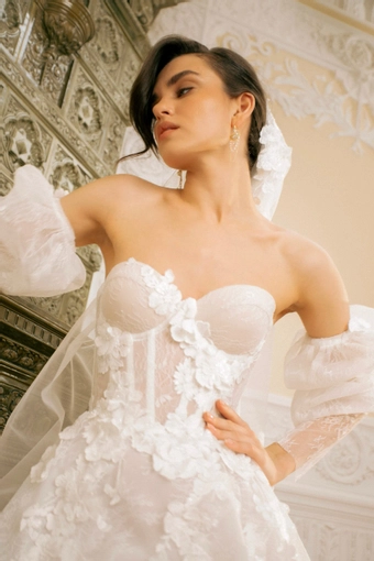 Blammo Biamo Tauriel #4 frontface vertical cropped thumbnail