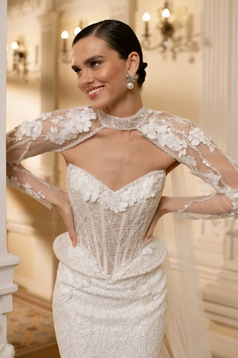 Blammo Biamo Tesaya #4 frontface vertical cropped thumbnail