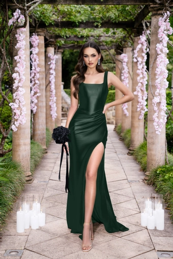 Dollhouse Bridesmaids Style #DH004 $10 frontface vertical thumbnail