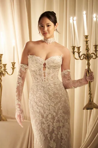 Allure Couture #C801 #4 frontface vertical cropped thumbnail