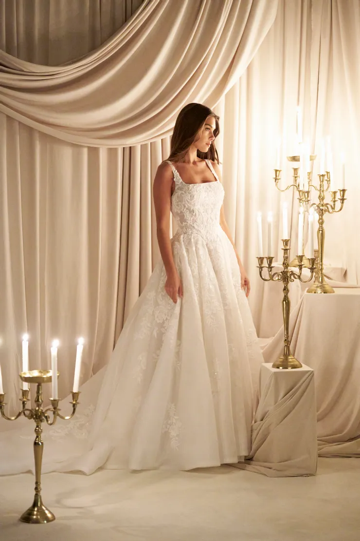 Allure Couture  C806