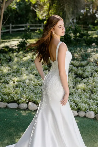 Allure Romance Style #R3908 #9 backface vertical cropped thumbnail