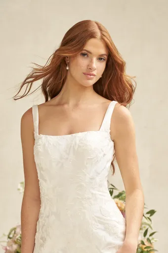 Allure Romance Style #R3908 #7 frontface vertical cropped thumbnail