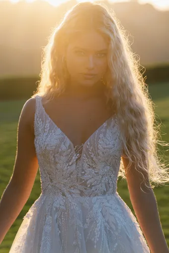 Allure Romance Style #R3910 #8 frontface vertical cropped thumbnail