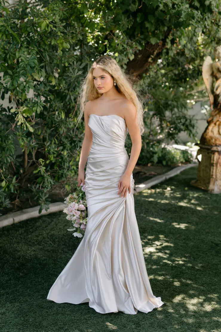 Allure Romance #R3911 Default Thumbnail Image