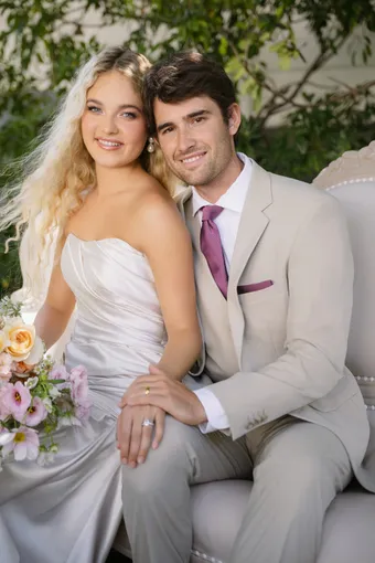 Allure Romance Style R3911 #9 vertical thumbnail