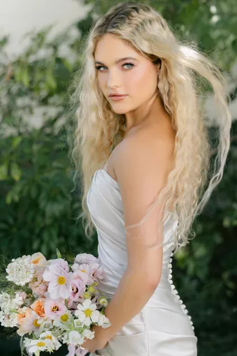 Allure Romance Style #R3911 #7 frontface vertical cropped thumbnail