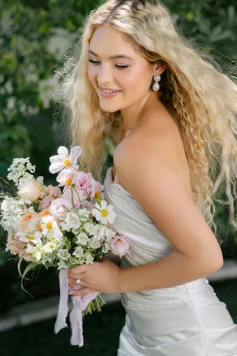 Allure Romance Style #R3911 #8 frontface vertical cropped thumbnail