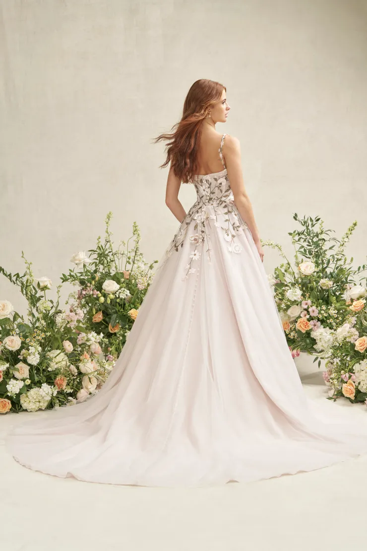 Allure Romance Spring 2026 Backface Thumbnail Image