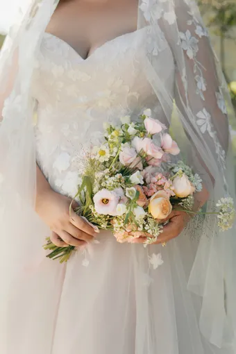 Allure Romance Style #R3912L #2 frontface vertical cropped thumbnail