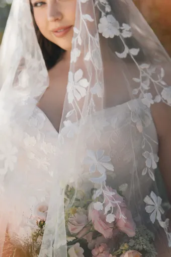 Allure Romance Style #R3912L #3 frontface vertical cropped thumbnail