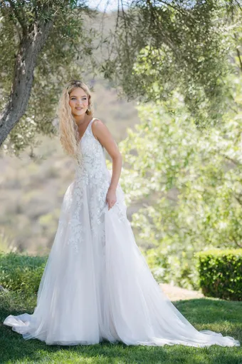 Allure Romance Style #R3914 #1 frontface vertical thumbnail