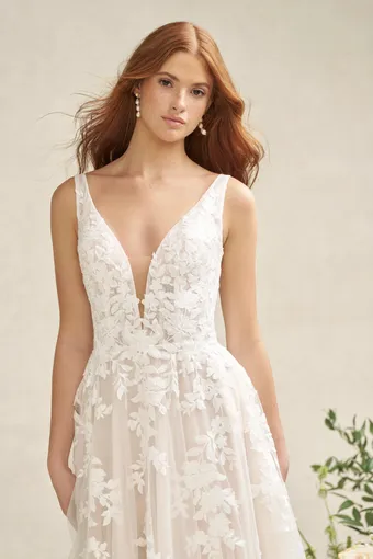 Allure Romance Style #R3914 #8 frontface vertical cropped thumbnail