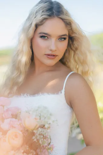 Allure Romance Style #R3915 #5 frontface vertical cropped thumbnail