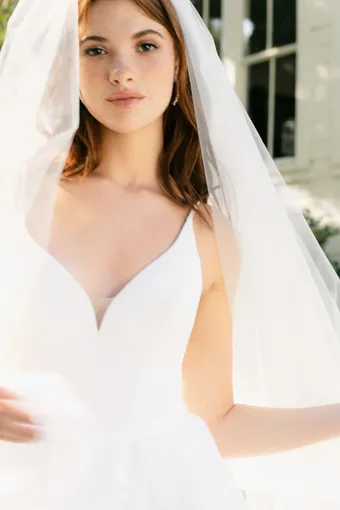 Allure Romance Style #R3916 #8 frontface vertical cropped thumbnail