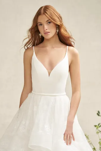 Allure Romance Style #R3916 #5 frontface vertical cropped thumbnail