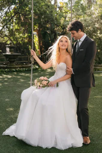 Allure Romance Style #R3917 #1 frontface vertical thumbnail