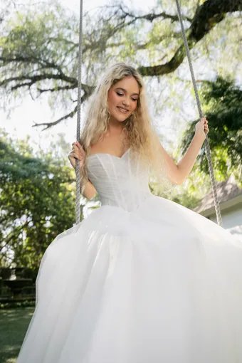 Allure Romance Style #R3917 #5 frontface vertical cropped thumbnail