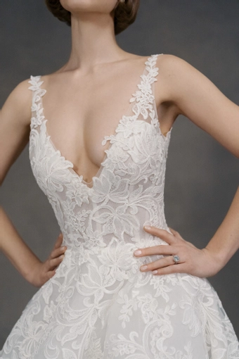 Anne Barge Couture Style #Benson #8 frontface vertical cropped thumbnail