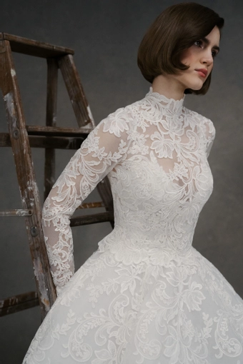 Anne Barge Couture Style #Benson #7 frontface vertical cropped thumbnail