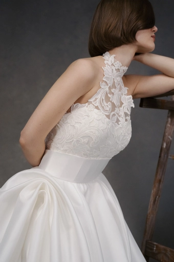 Anne Barge Couture Style #Gigi #6 frontface vertical cropped thumbnail