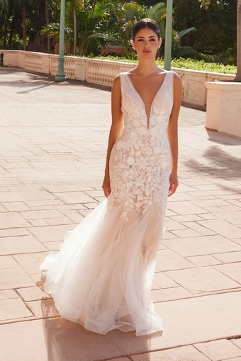 Nox Anabel JE917 #1 frontface vertical thumbnail