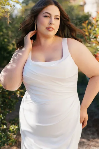 Allure Plus Style #W550 #4 frontface vertical cropped thumbnail