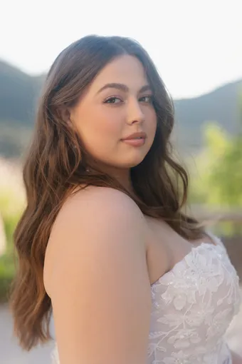 Allure Plus Style #W551 #12 backface vertical cropped thumbnail