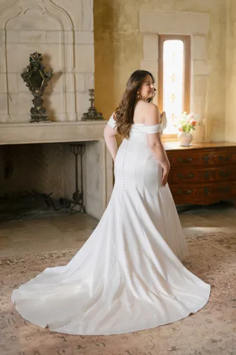 Allure Plus Style #W554 #3 backface vertical thumbnail