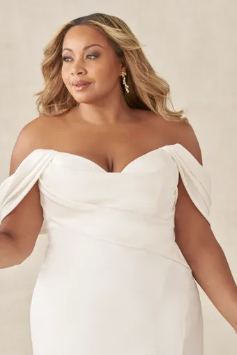 Allure Plus Style #W554 #6 frontface vertical cropped thumbnail