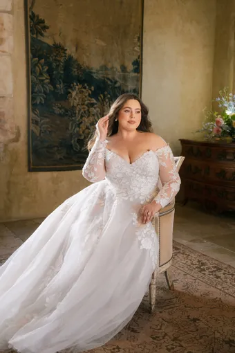 Allure Plus Style #W555 #2 frontface vertical thumbnail