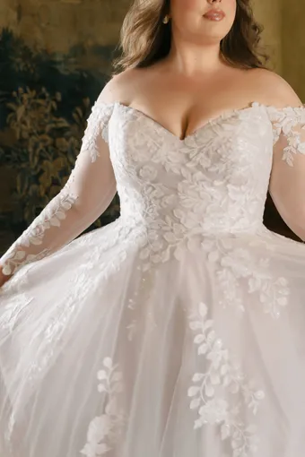 Allure Plus Style #W555 #8 frontface vertical cropped thumbnail