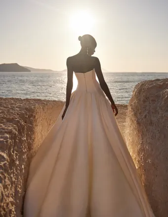 Madison James Style #MJ1200 Dallas #9 backface vertical cropped thumbnail