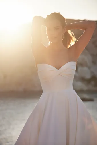 Madison James Style #MJ1210 Dorothy #8 frontface vertical cropped thumbnail