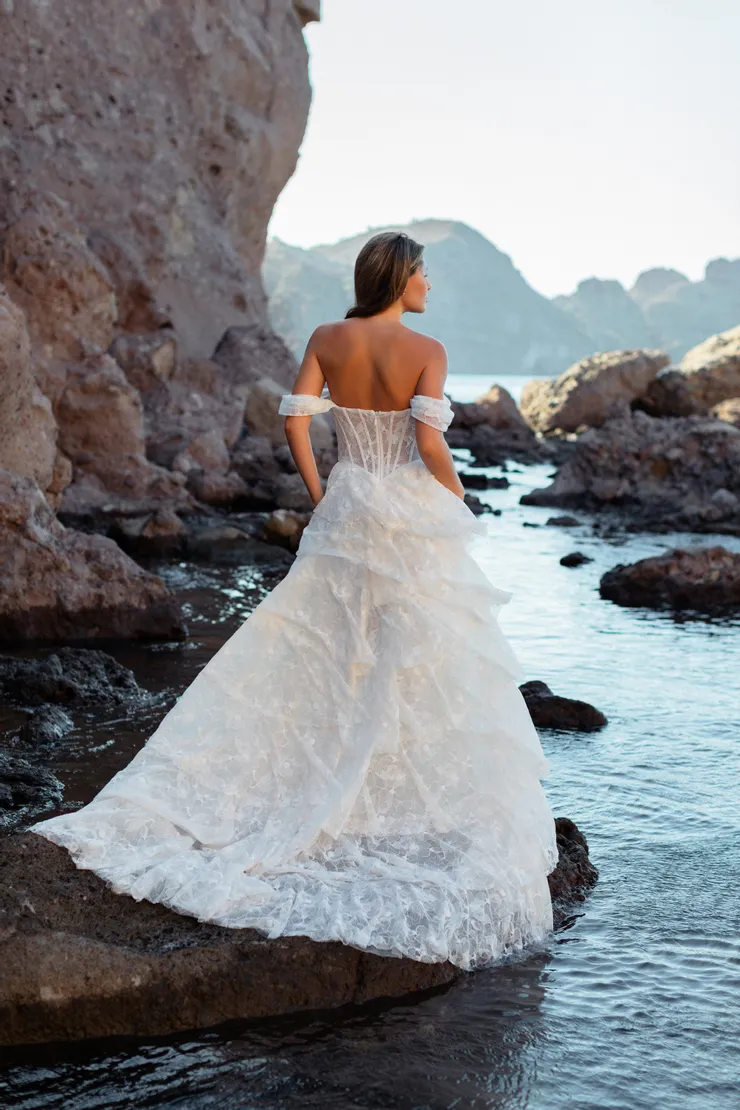 Wilderly Bride Loreto F400