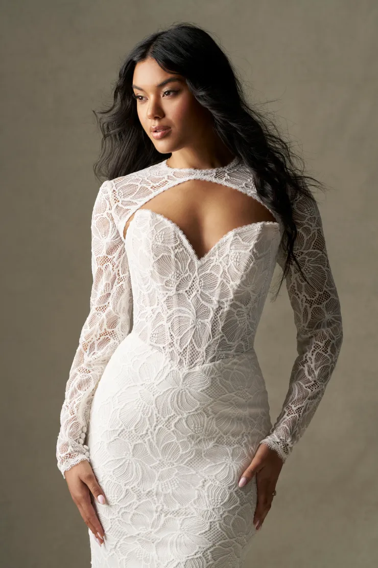 Wilderly Bride Shelli F401