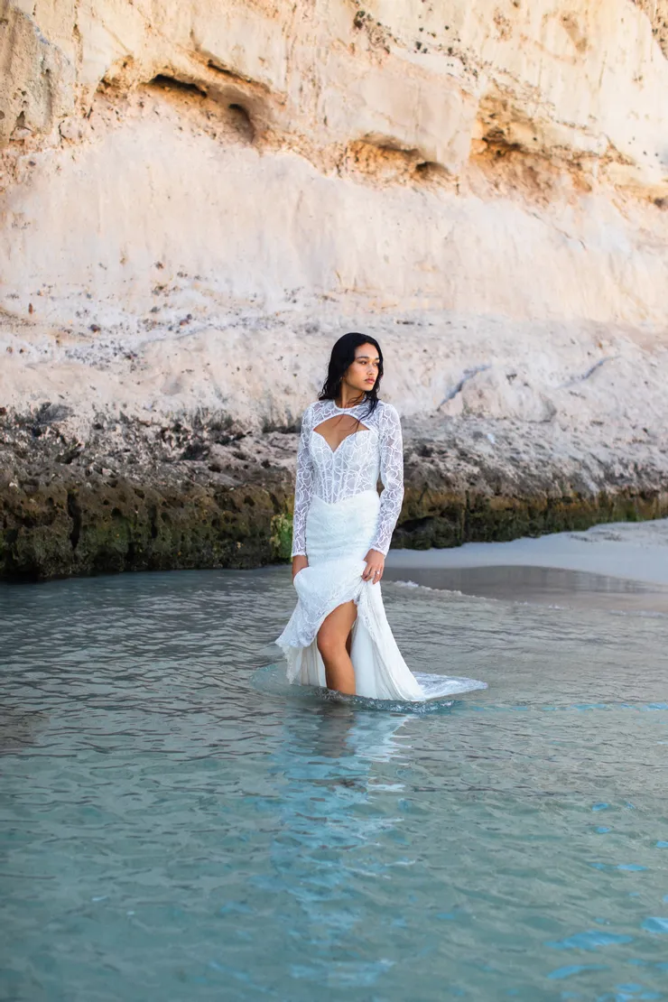 Wilderly Bride Shelli F401