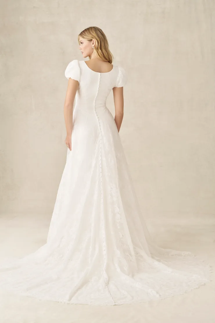 Allure Modest Spring 2026 Backface Thumbnail Image