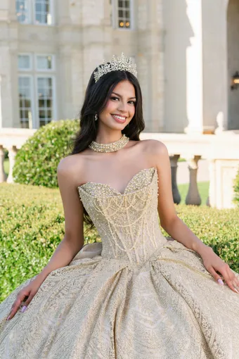 AmaBella Quinceanera Q1085 #4 frontface vertical cropped thumbnail