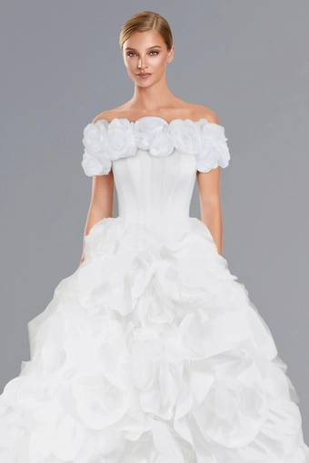 Icon by Alexander 216S26 #4 frontface vertical cropped thumbnail