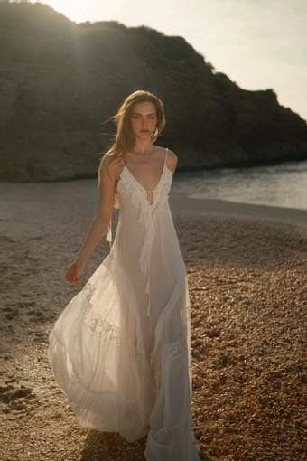 Rish Bridal Number Nine #0 default frontface vertical thumbnail